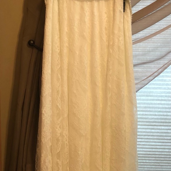 Brand New Wedding dress - Picture 8 of 8